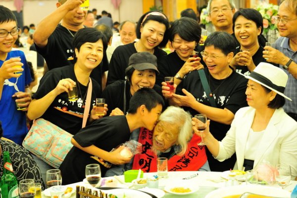 The Relentless Revolutionist, Young Soul - Su Beng 98 Years Old Uncompromising Life