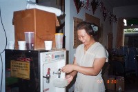 AA005.jpg (33932 bytes)