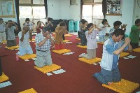 AA033A.jpg (46936 bytes)