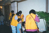 AA012.jpg (40397 bytes)