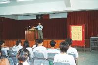 Thumb018.jpg (36237 bytes)