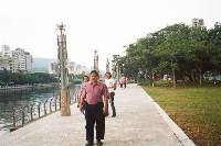 Thumb026.jpg (43726 bytes)