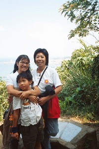 AA031a.jpg (106553 bytes)