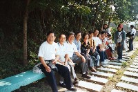 AA040.jpg (66231 bytes)