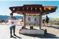 Thumb001.jpg (83659 bytes)