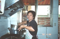 Thumb002.jpg (40939 bytes)