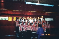 Thumb015.jpg (40259 bytes)