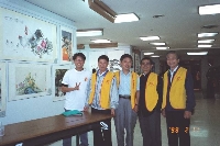 Thumb048.jpg (40916 bytes)