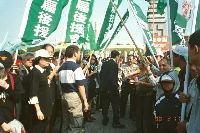 Thumb022.jpg (45524 bytes)