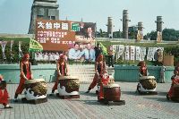 Thumb023.jpg (46684 bytes)