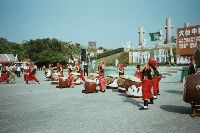 Thumb035.jpg (37888 bytes)