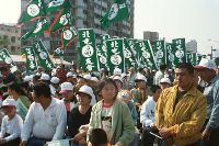 Thumb037.jpg (46245 bytes)