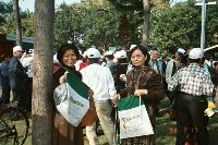 Thumb044.jpg (55528 bytes)