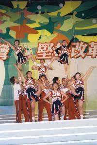 Thumb043.jpg (100243 bytes)