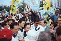 Thumb019.jpg (66219 bytes)