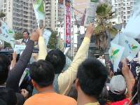 Thumb057.jpg (67955 bytes)