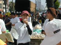 Thumb059.jpg (67912 bytes)