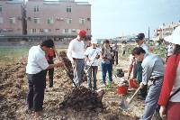 Thumb002.jpg (72088 bytes)