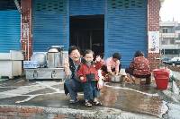 Thumb004.jpg (71471 bytes)