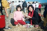 Thumb035.jpg (74492 bytes)