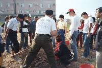 Thumb040.jpg (63044 bytes)