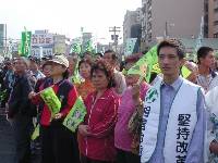 Thumb027.jpg (65943 bytes)