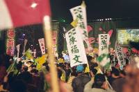 Thumb006.jpg (49433 bytes)