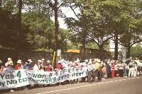 Thumb047.jpg (91820 bytes)