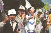 Thumb052.jpg (57161 bytes)