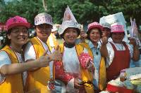 Thumb068.jpg (60676 bytes)