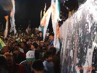 Thumb030.jpg (65254 bytes)