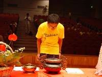 Thumb027.jpg (49705 bytes)