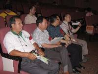 Thumb071.jpg (52380 bytes)