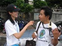 Thumb050.jpg (63500 bytes)