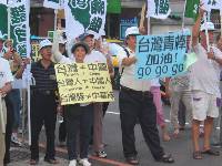 Thumb063.jpg (71882 bytes)