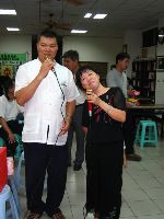 IMG_2342.JPG (88229 bytes)