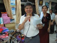 IMG_5195.JPG (123046 bytes)