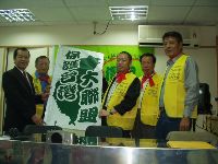 a1.JPG (103856 bytes)