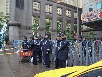 c (3).JPG (167940 bytes)