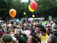 0326_09.JPG (145209 bytes)