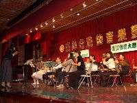 music_018.JPG (74892 bytes)