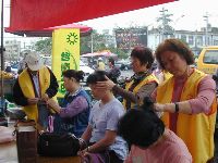 Hualien_026.JPG (121377 bytes)