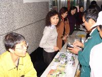 0107_072.JPG (133177 bytes)