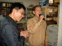 0127_036.JPG (107910 bytes)