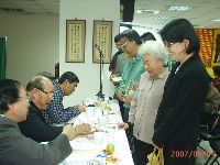 0204_098.JPG (107489 bytes)