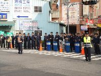 0214_017.JPG (134185 bytes)