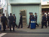 0214_062.JPG (97664 bytes)