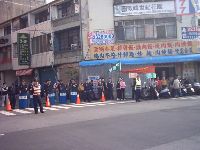 0214_082.JPG (110739 bytes)