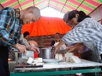 0218_031.JPG (135671 bytes)