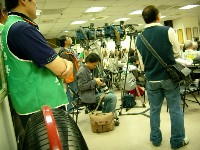 0327_024.JPG (126453 bytes)